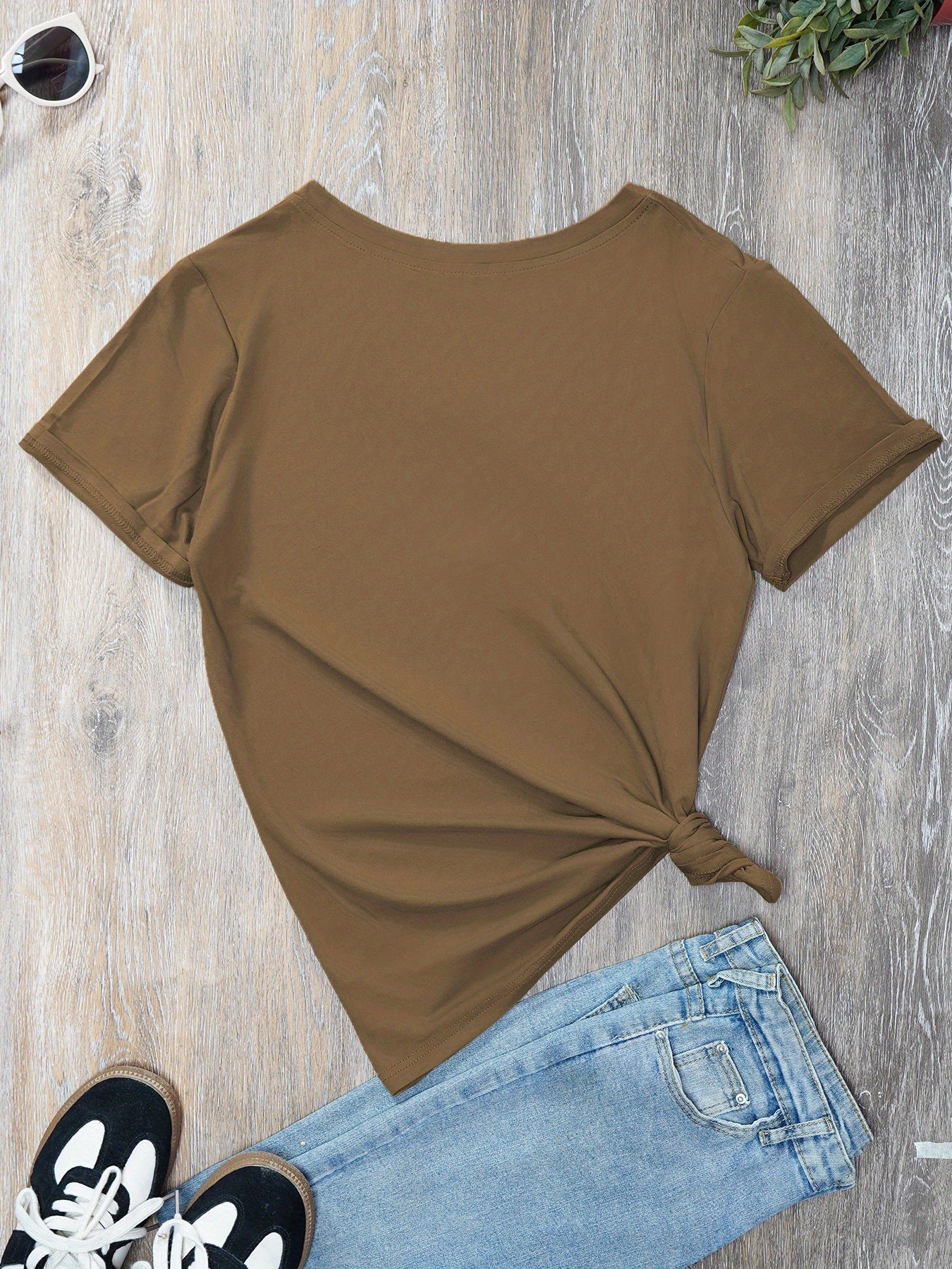 Super Mom Print Casual T-Shirt, V Neck Short Sleeves Versatile Top, Mother's Day Women's Comfy Tee