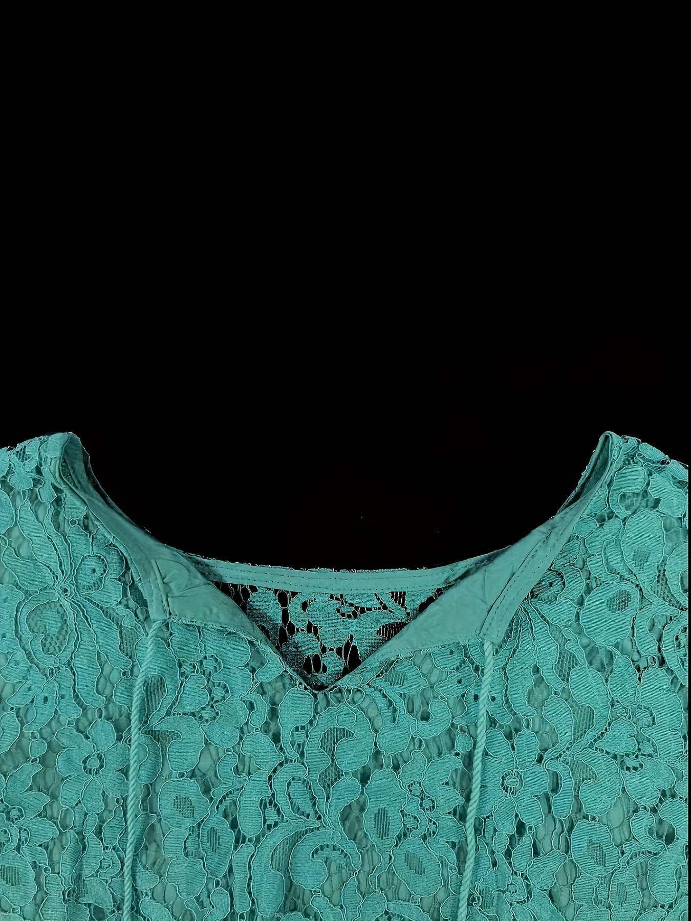Plus Size Boho Blouse, Women's Plus Solid Lace Lantern Sleeve Tassel Trim V Neck Tunic Shirt Top