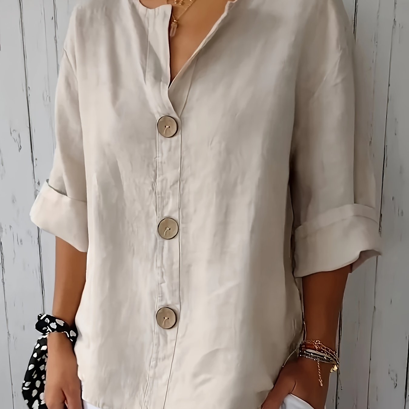 Women's Mint Green Button-Up Blouse - Loose Fit Non-Stretch Shirt, Elegant Casual Button Front for Everyday, Office, Vacation - Breathable All-Season Top, Versatile Shirt, Round Neckline, Durable Construction, Stylish Shirt,
