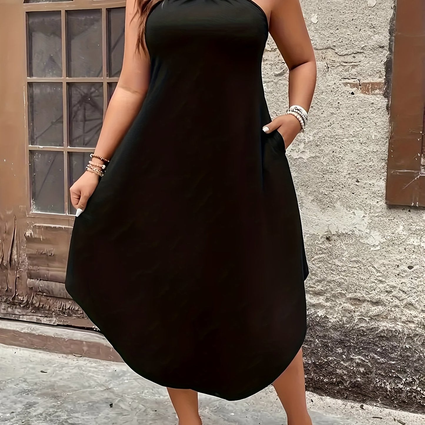 Women's Plus Size Elegant Halter Neck Maxi Dress - Formal or Casual Party, Beach, Everyday Outfits - Machine Washable Polyester Evening Gown for Women, Dresses for Beach, Summer Outfit, Tieback Fashion, Flowy Skirt Style