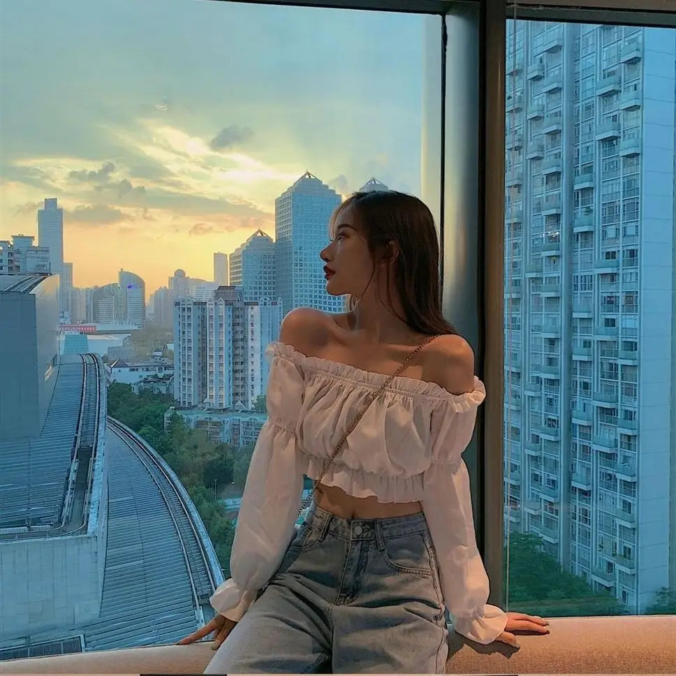 Elegant Off-Shoulder Puff Sleeve Blouse - White Ruffle Crop Top for Party & Club
