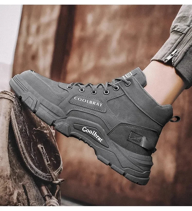 Men Shoes Four Seasons Short Boots New British Style Fashion Anti Slip Comfortable Mountaineering Boots Sports Casual Shoes