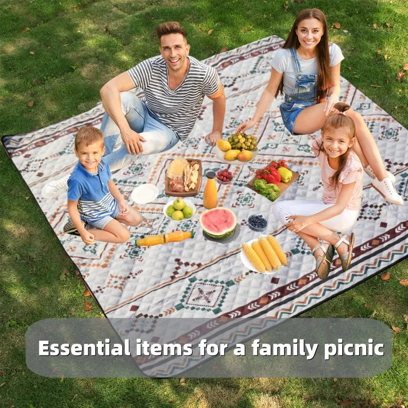 Outdoor picnic mat is a hand-held luggage protection and moisture-proof camping blanket, suitable for travel, beach and trips.