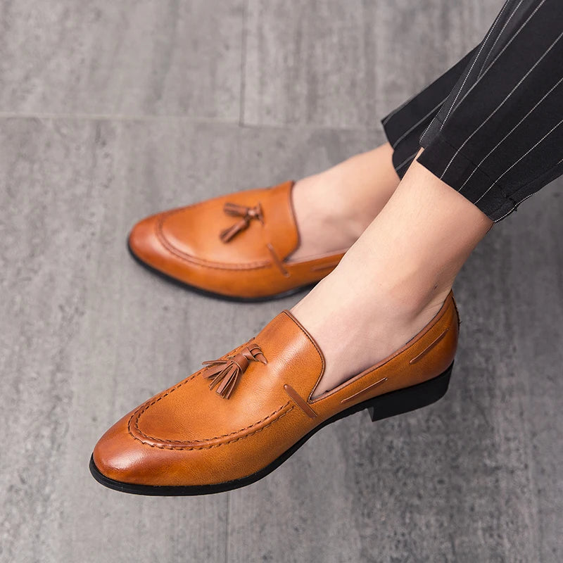 Wedding Shoes For Men Slip On Loafers Trend Tassels Leather Shoes Male Men’s Dress Shoes Business Shoes Men British Style Formal