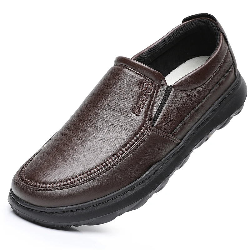 Men Loafers Light Leather Casual Shoes Autumn Male Outdoor Walking Shoes Comfortable Mens Sneakers Soft Loafers Men's Shoes