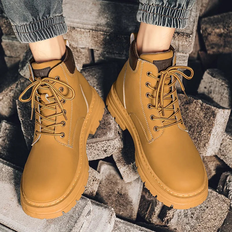 Men's high top boots four season outdoor work shoes anti slip and comfortable yellow boots fashion British casual leather boots