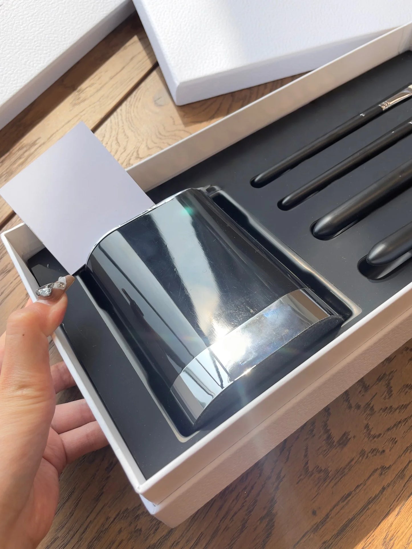 Beauty D Series Four Piece Makeup Brush Exquisite Useful Brushes Handy Timely Daily Use Attractive Gifting Super Eye Catching
