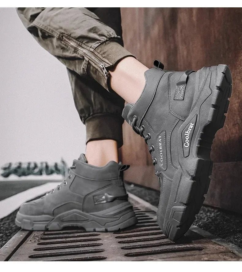 Men Shoes Four Seasons Short Boots New British Style Fashion Anti Slip Comfortable Mountaineering Boots Sports Casual Shoes