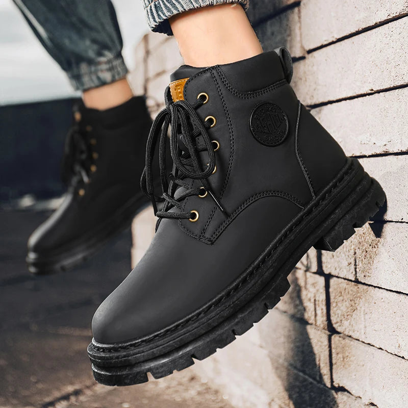 Men's high top boots four season outdoor work shoes anti slip and comfortable yellow boots fashion British casual leather boots