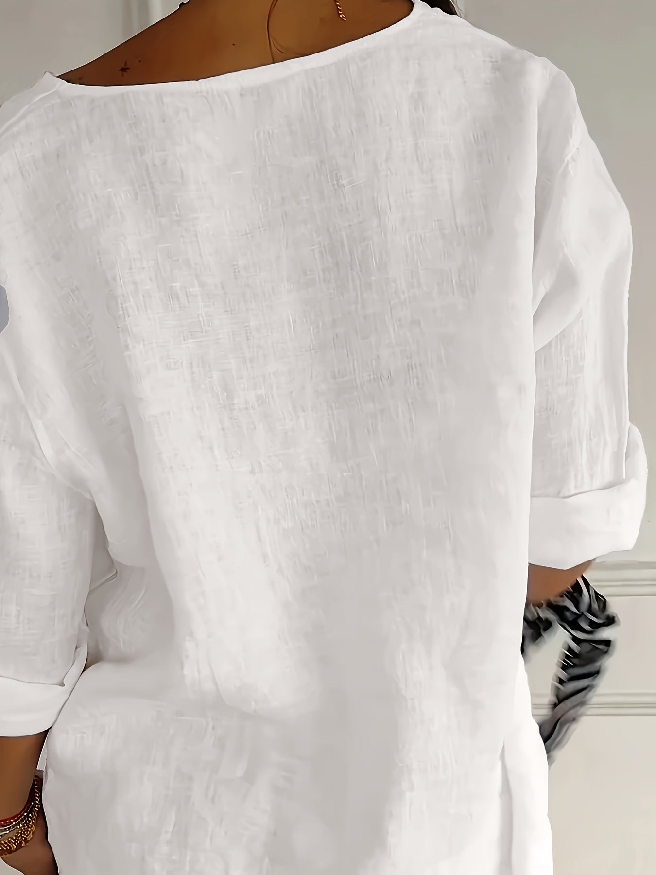 Women's Mint Green Button-Up Blouse - Loose Fit Non-Stretch Shirt, Elegant Casual Button Front for Everyday, Office, Vacation - Breathable All-Season Top, Versatile Shirt, Round Neckline, Durable Construction, Stylish Shirt,