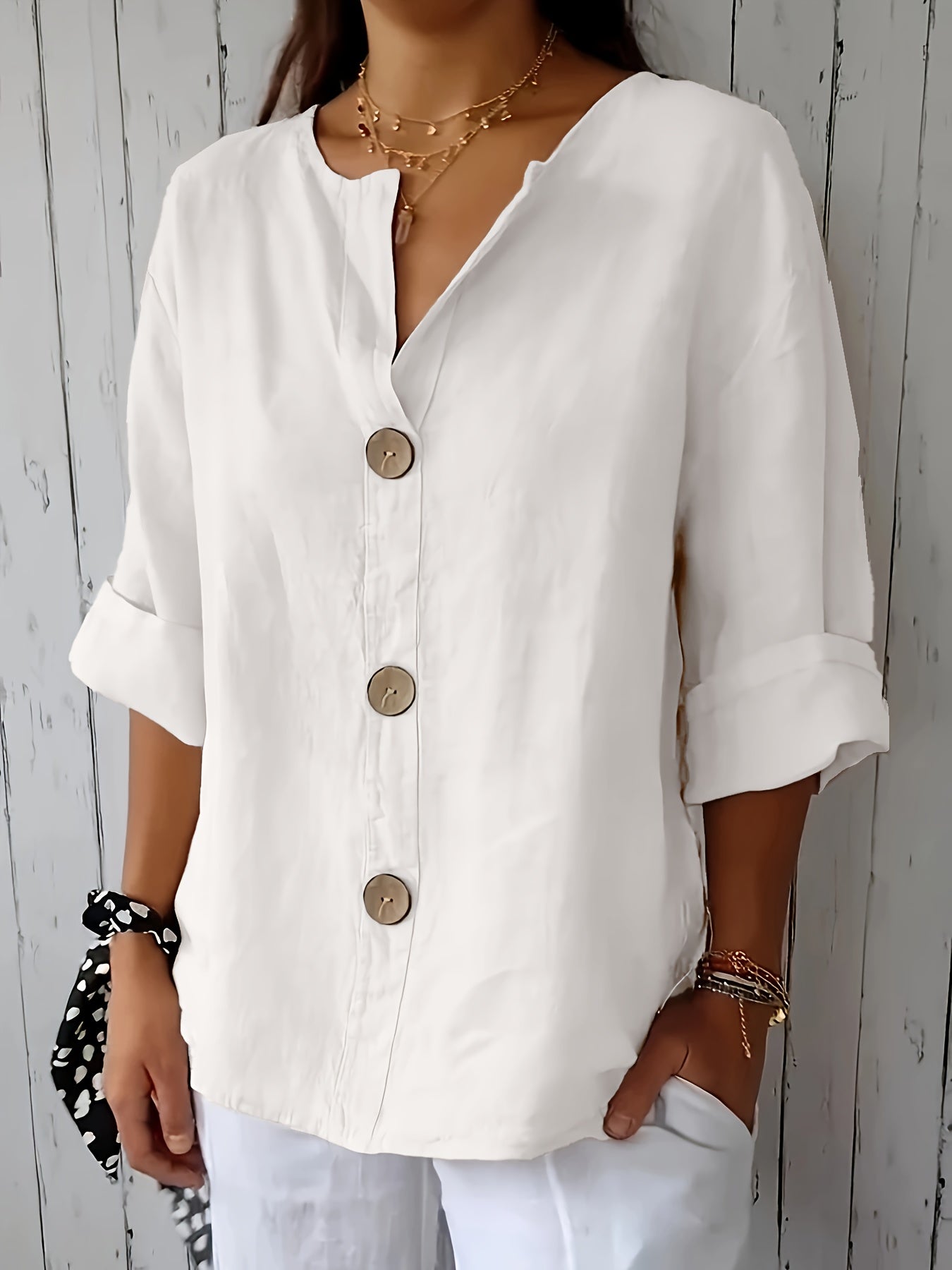 Women's Mint Green Button-Up Blouse - Loose Fit Non-Stretch Shirt, Elegant Casual Button Front for Everyday, Office, Vacation - Breathable All-Season Top, Versatile Shirt, Round Neckline, Durable Construction, Stylish Shirt,