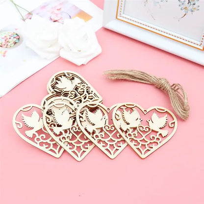 10PCS Wooden Hollowed Heart Shape Home Home Ornament Crafts Living Roomation Wood Crafts For Home Party Tree Wedding Party DIY